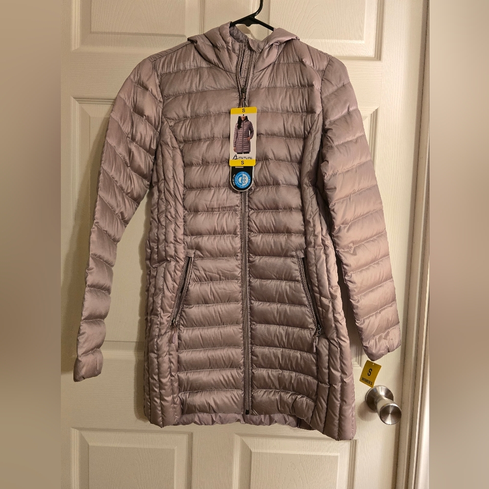 New with Tags puffer Coat Size Small Wm's